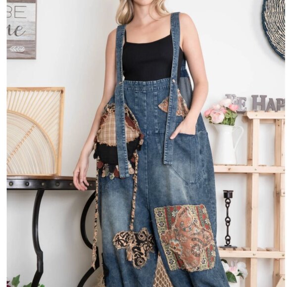 NWT BlueVelvet Denim Capri Overalls with Mixed Patches in Denim Size LARGE - Picture 5 of 12